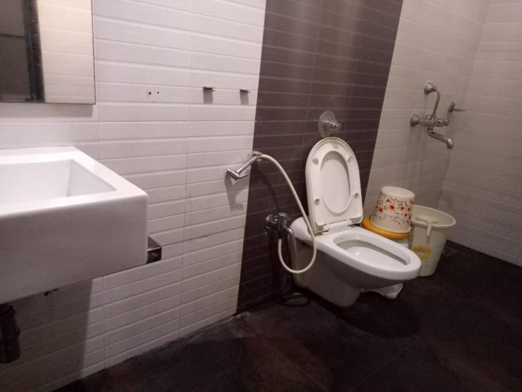 Hotel Sharda Mumbai Ngoại thất bức ảnh