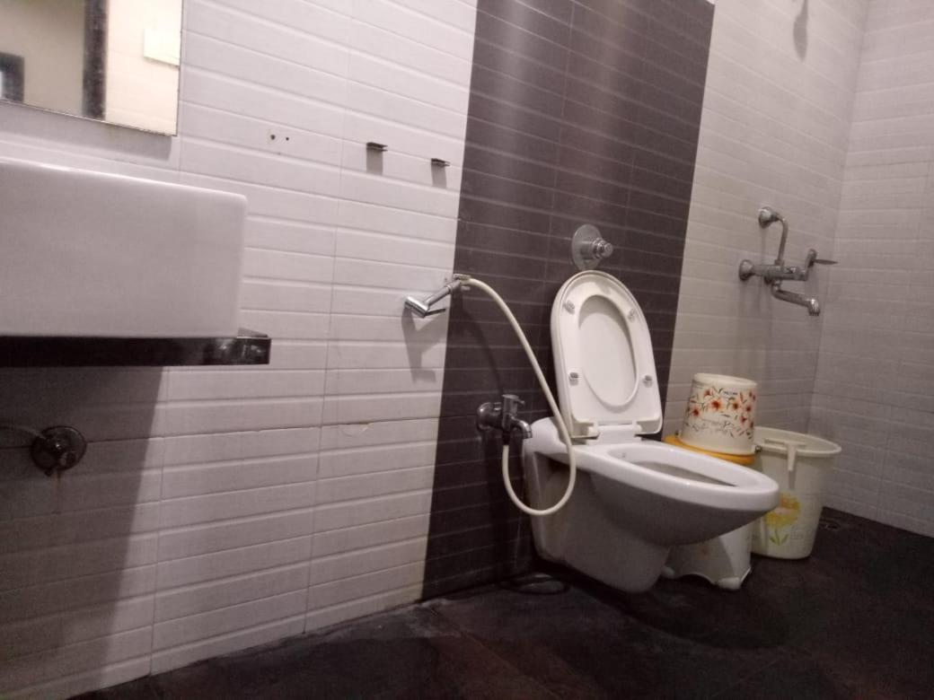 Hotel Sharda Mumbai Ngoại thất bức ảnh